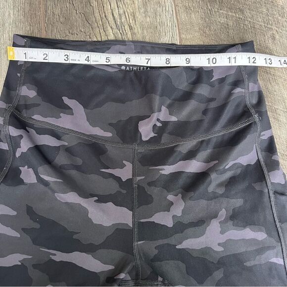 Athleta Ultimate Camo 7/8 Tight Stash Pocket Leggings Size Small High Rise - Picture 9 of 11